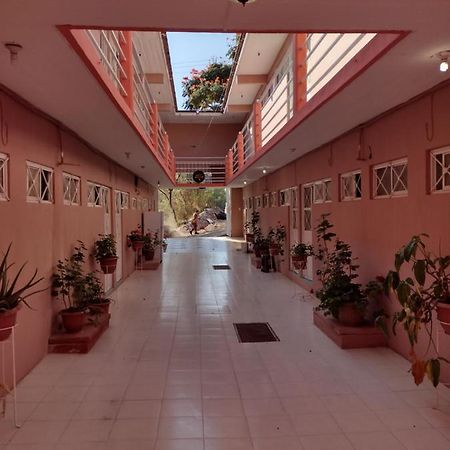 Hostal Eclipse Oaxaca ภายนอก รูปภาพ